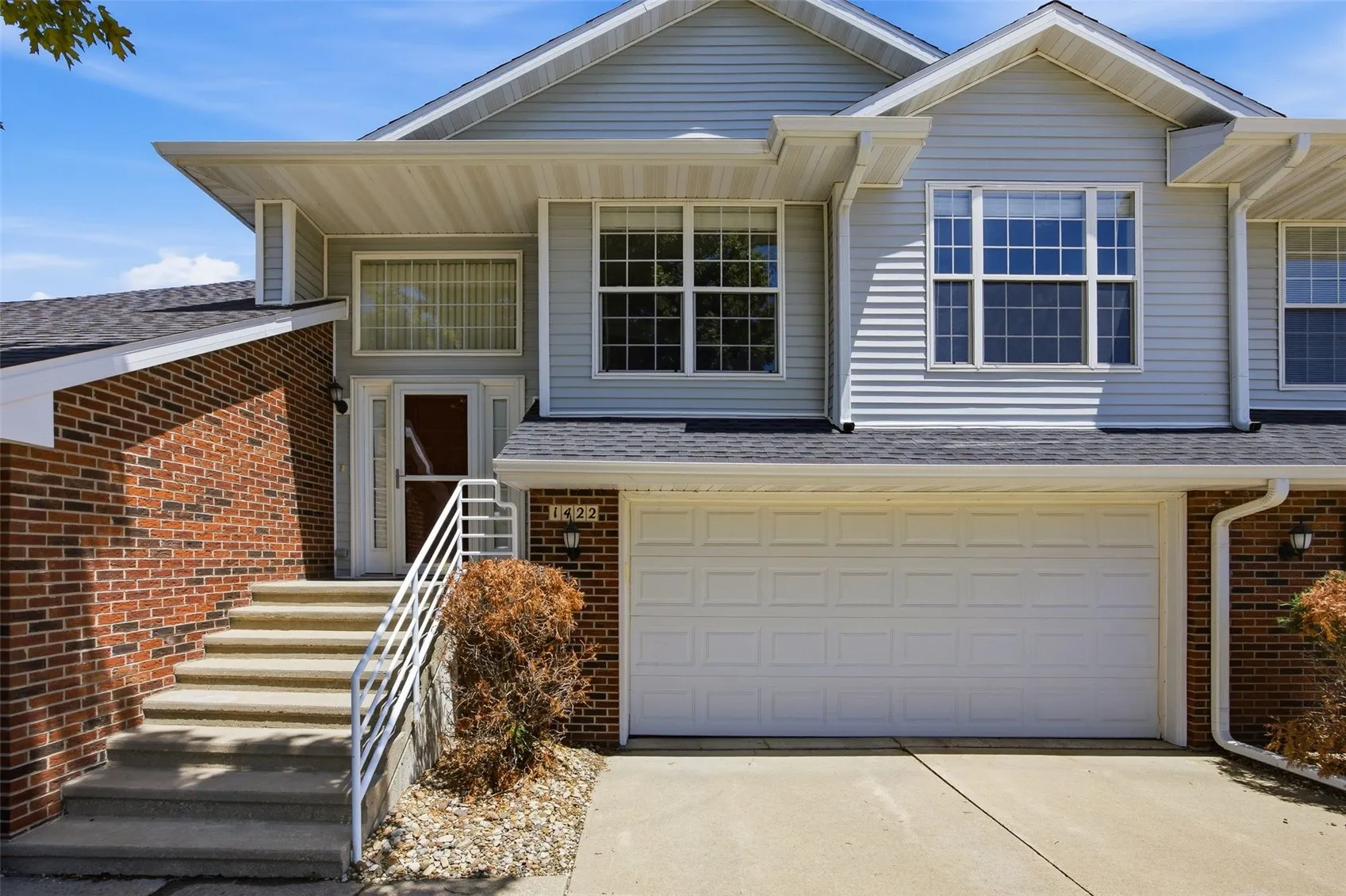 1422 Crossings Court NE, Cedar Rapids, Iowa 52402 – Property Featured Image