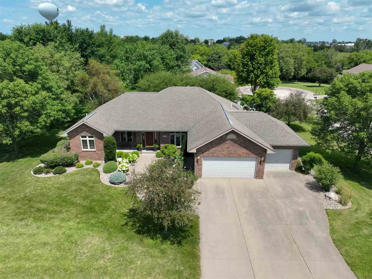 1410 E Harrison, Washington, Iowa 52353 – Property Featured Image