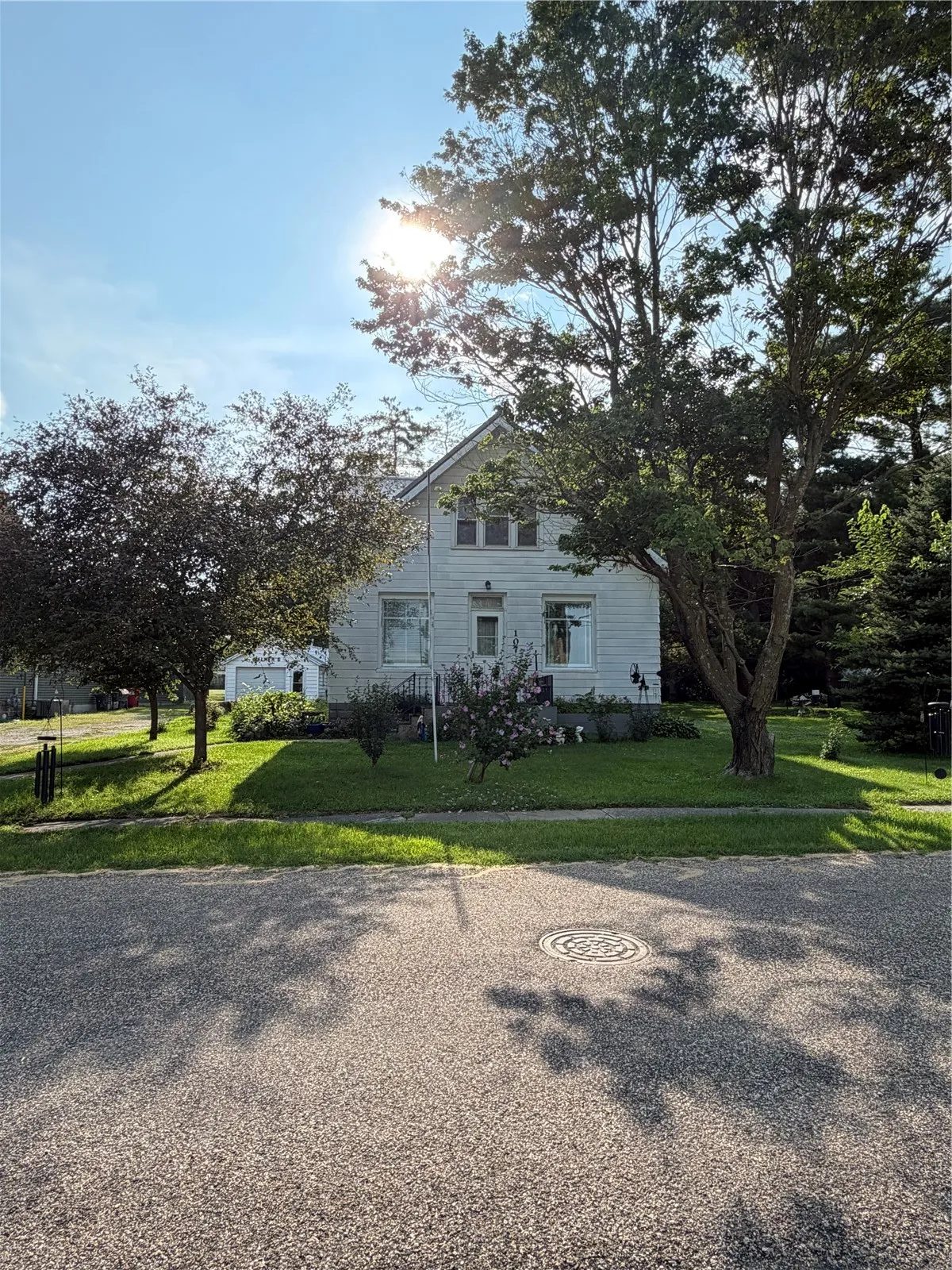 107 North Street, Mt Auburn, Iowa 52313 – Property Featured Image