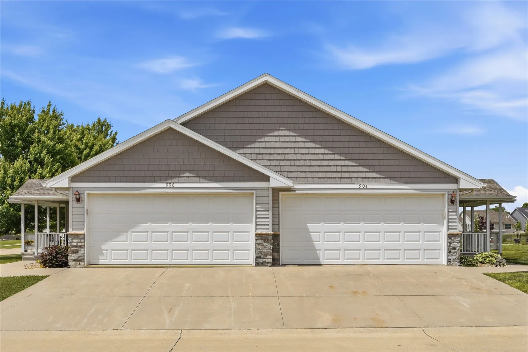 904 Crescent View NE, Cedar Rapids, Iowa 52402 – Property Featured Image