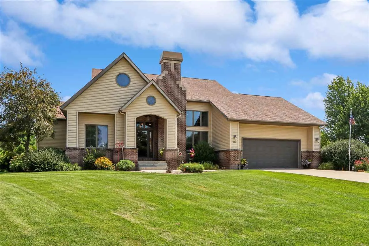 544 28th Lane, Middle Amana, Iowa 52203 – Property Featured Image