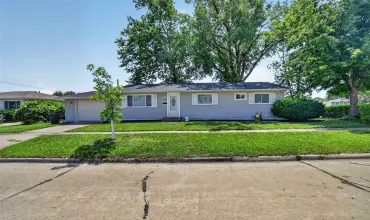 Cedar Rapids, Iowa 52405, Residential, Sale, MLS #2605345