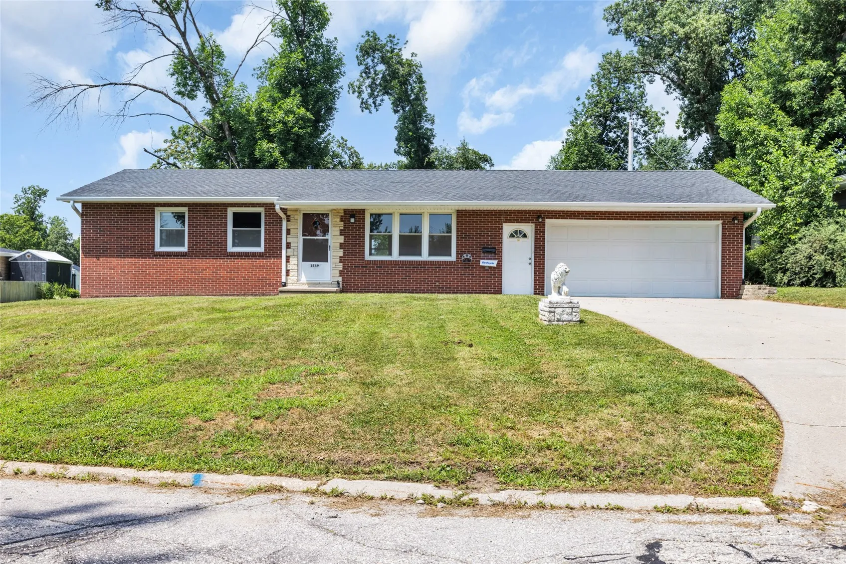 1449 25th Street SE, Cedar Rapids, Iowa 52403 – Property Featured Image