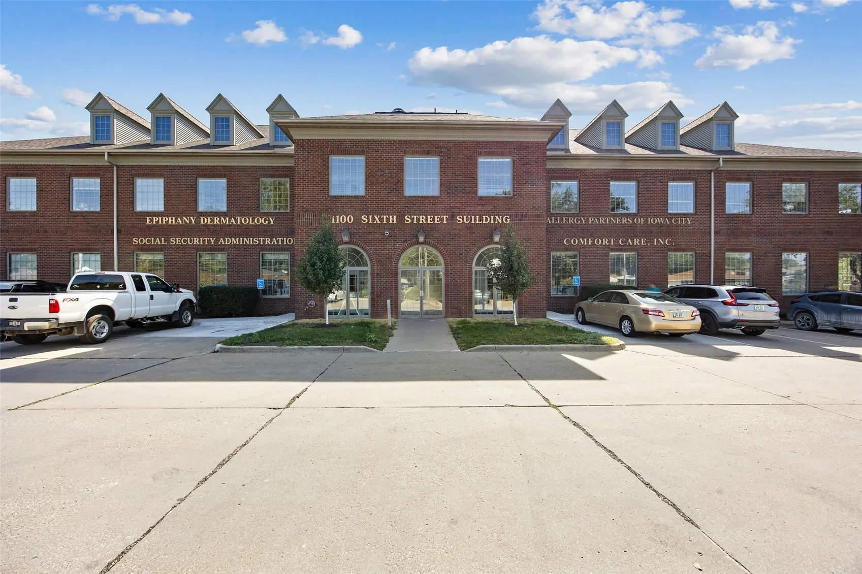 1100 6th Street Unit B1, Coralville, Iowa 52241 – Property Featured Image