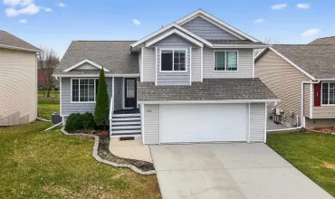 Iowa City, Iowa 52240, Residential, Sale, MLS #202604731