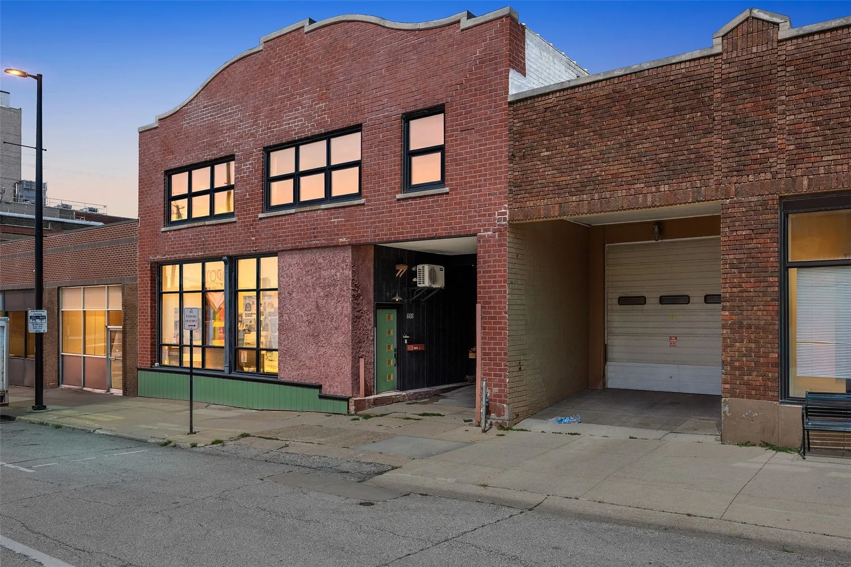 608 2nd Avenue SE, Cedar Rapids, Iowa 52401 – Property Featured Image