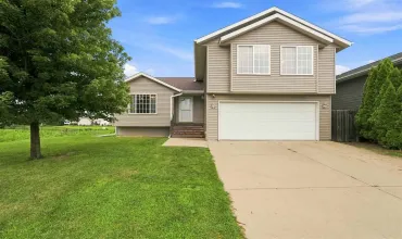 Iowa City, Iowa 52240, Residential, Sale, MLS #202604794