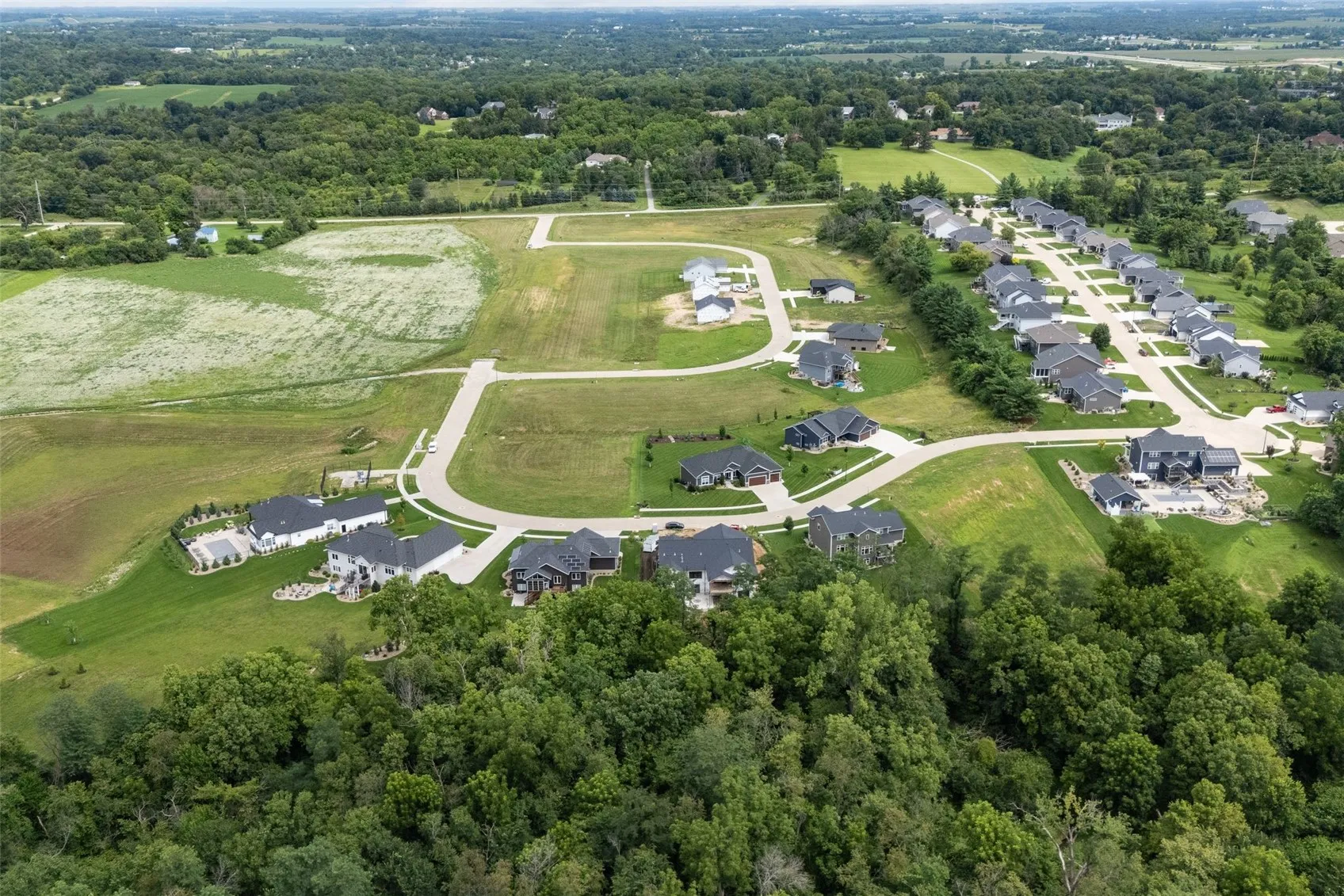 3676 Mclain Way, Hiawatha, Iowa 52233 – Property Featured Image