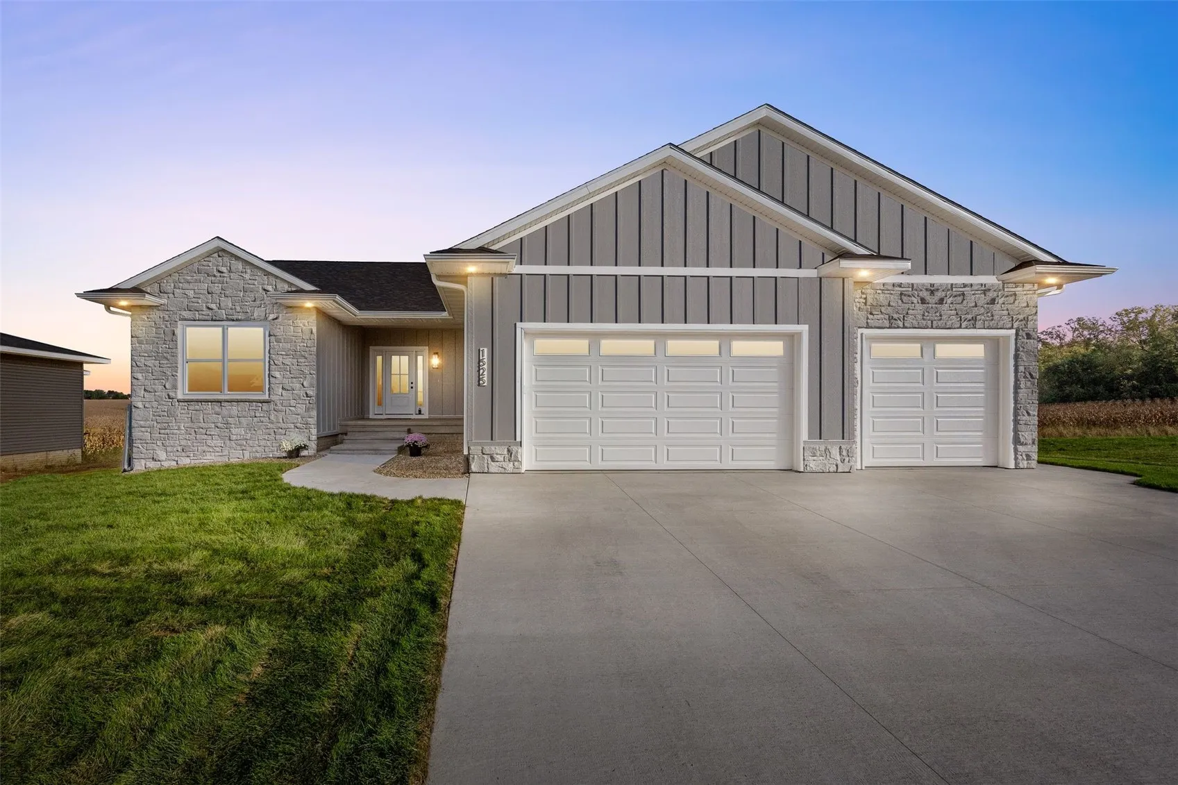 1525 3rd Street SW, Mt Vernon, Iowa 52314 – Property Featured Image