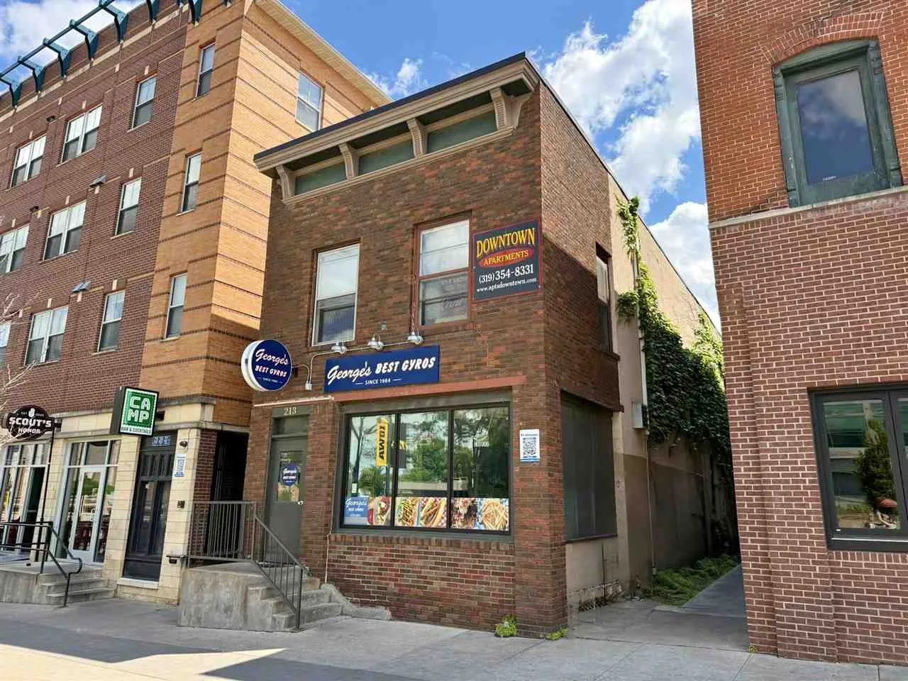 213 Iowa Ave, Iowa City, Iowa 52240 – Property Featured Image