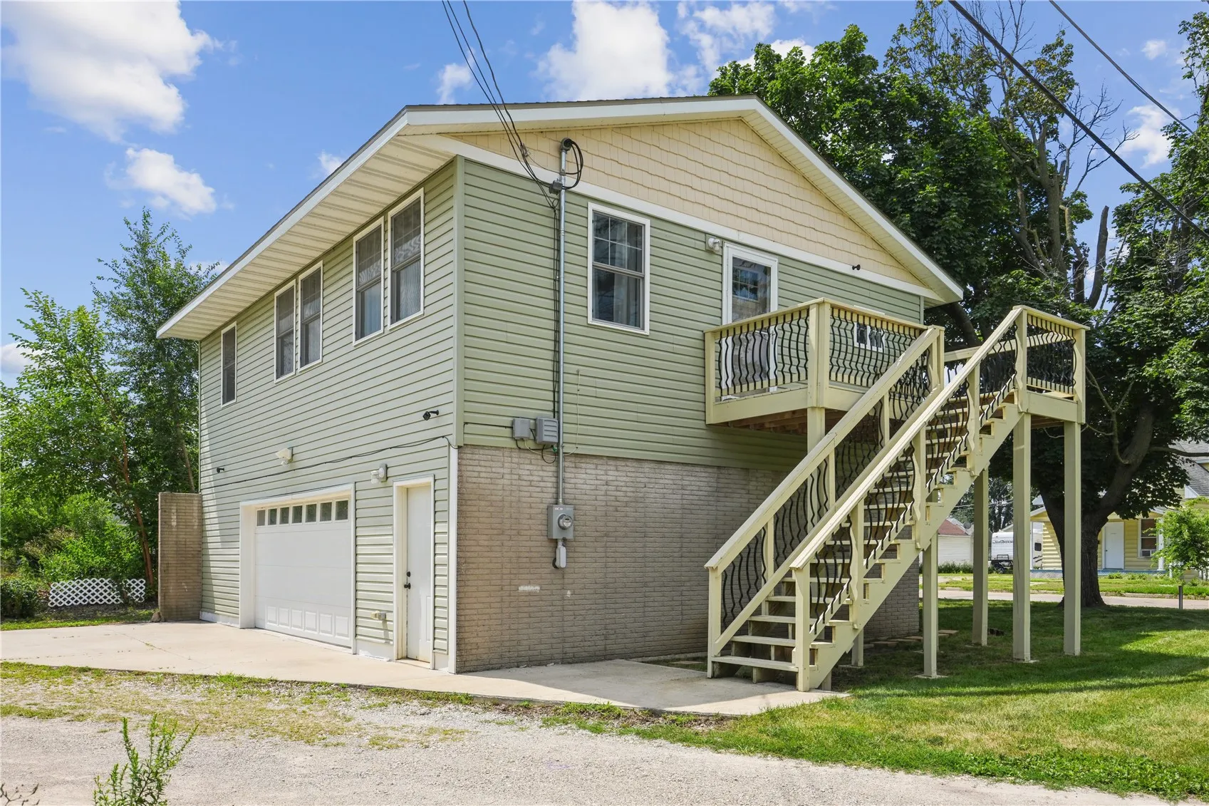 1413 J Street, Cedar Rapids, Iowa 52404 – Property Featured Image