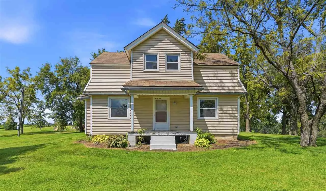 2955 245th Street, Ainsworth, Iowa 52201 – Property Featured Image
