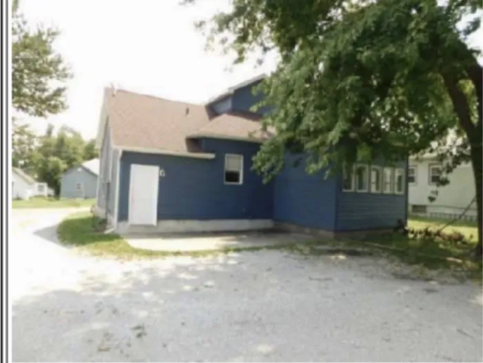 910 S 15th Street, Centerville, Iowa 52544 – Property Featured Image