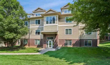 Iowa City, Iowa 52246, Residential, Sale, MLS #202604849