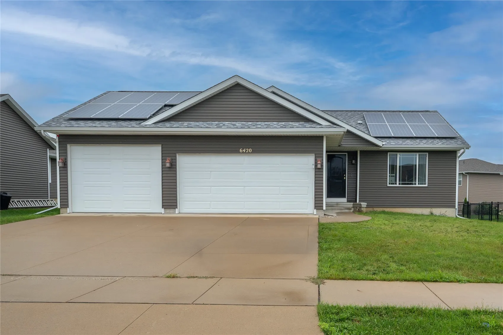 6420 Prairie Sage Drive SW, Cedar Rapids, Iowa 52404 – Property Featured Image