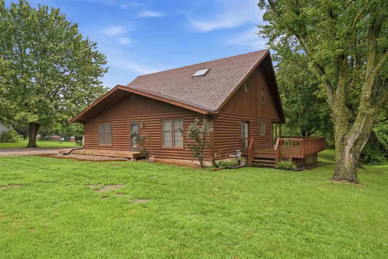 312 Flatiron Dr., Columbus Junction, Iowa 52738-0000 – Property Featured Image