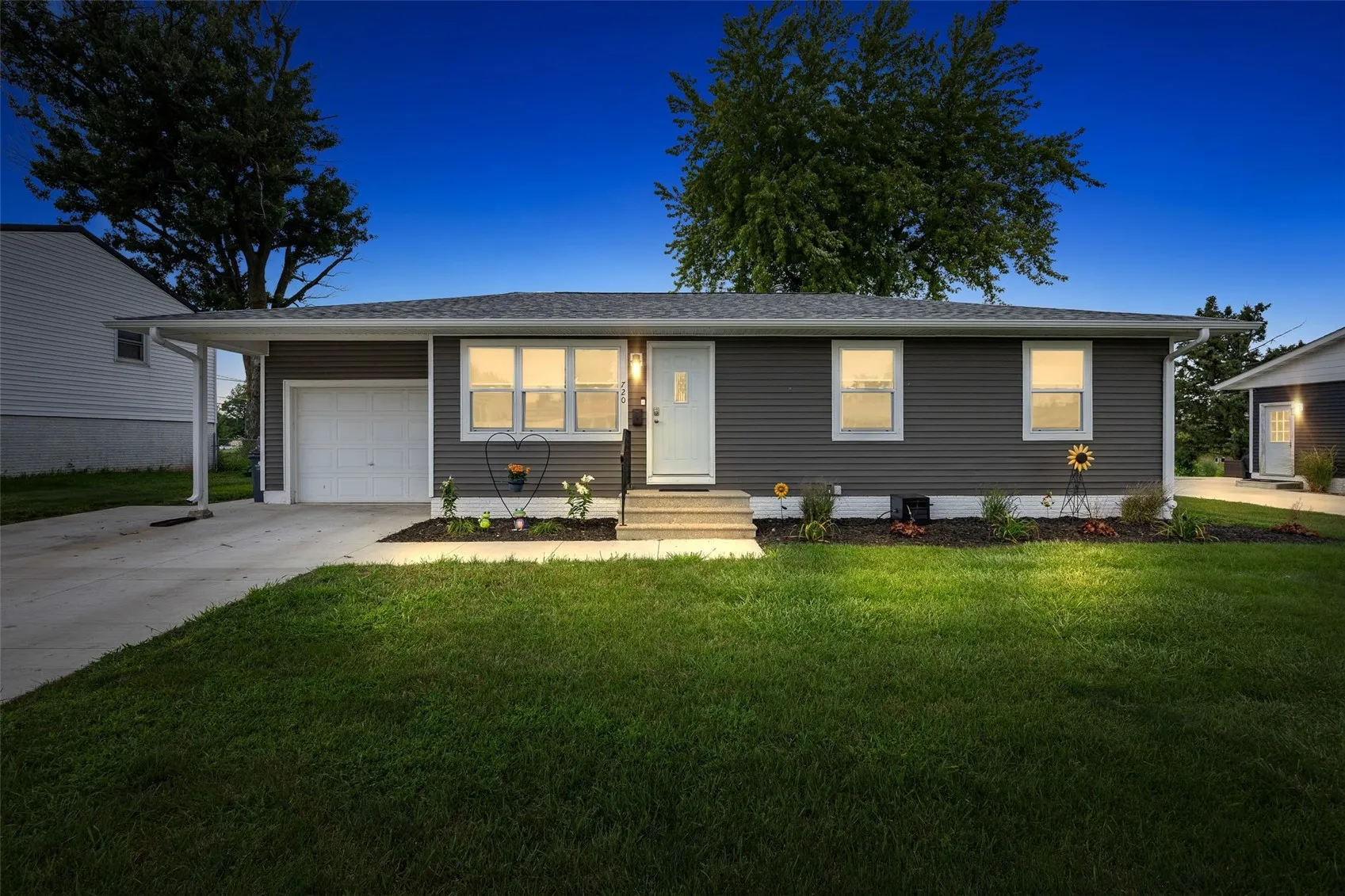 720 Owen Street NW, Cedar Rapids, Iowa 52405 – Property Featured Image