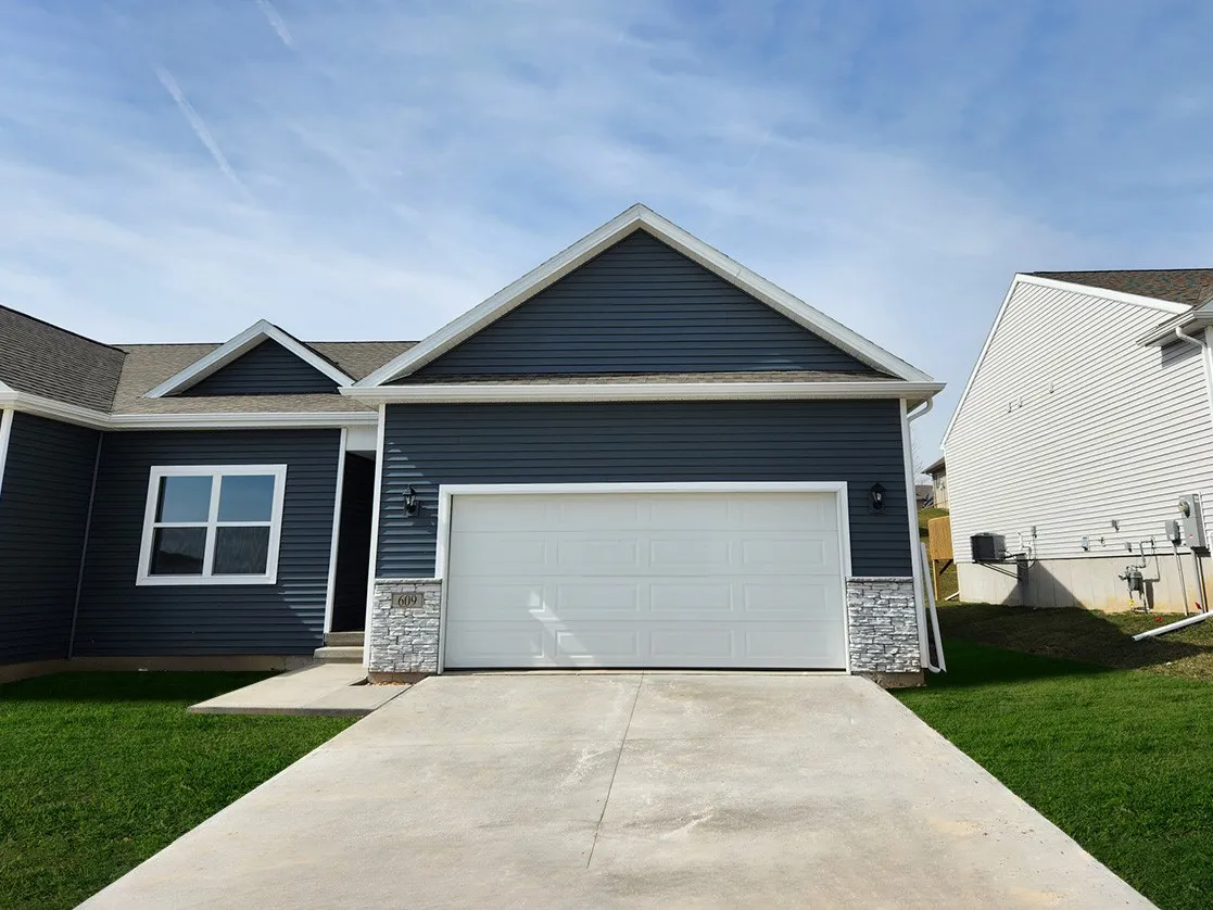 719 Maddie Lane, Tiffin, Iowa 52340 – Property Featured Image
