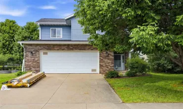 Iowa City, Iowa 52240, Residential, Sale, MLS #202604951