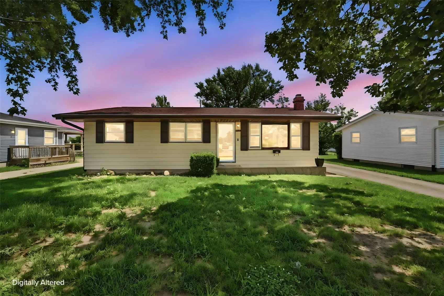 203 10th Avenue, Hiawatha, Iowa 52233 – Property Featured Image