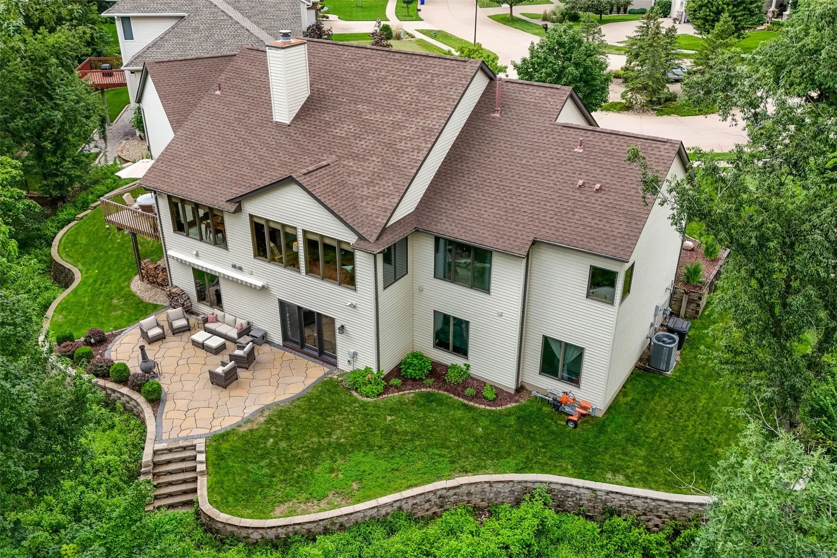 3205 Reston Court NE, Cedar Rapids, Iowa 52402 – Property Featured Image