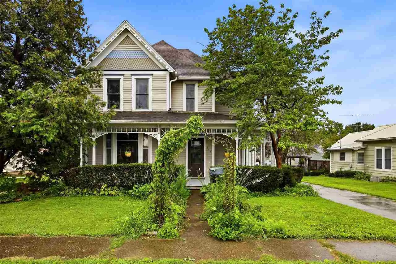 308 E 6th St, West Liberty, Iowa 52776 – Property Featured Image