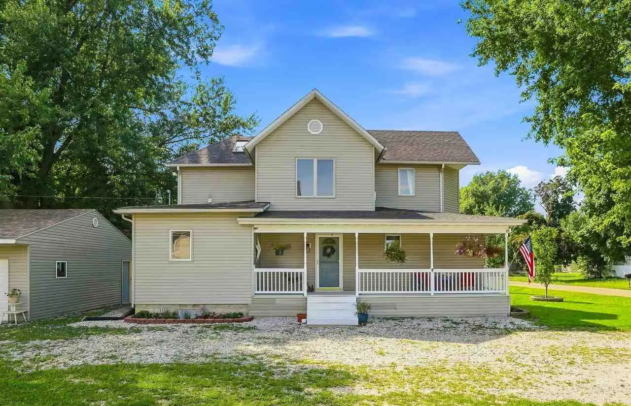 304 W Main St, Brighton, Iowa 52540 – Property Featured Image