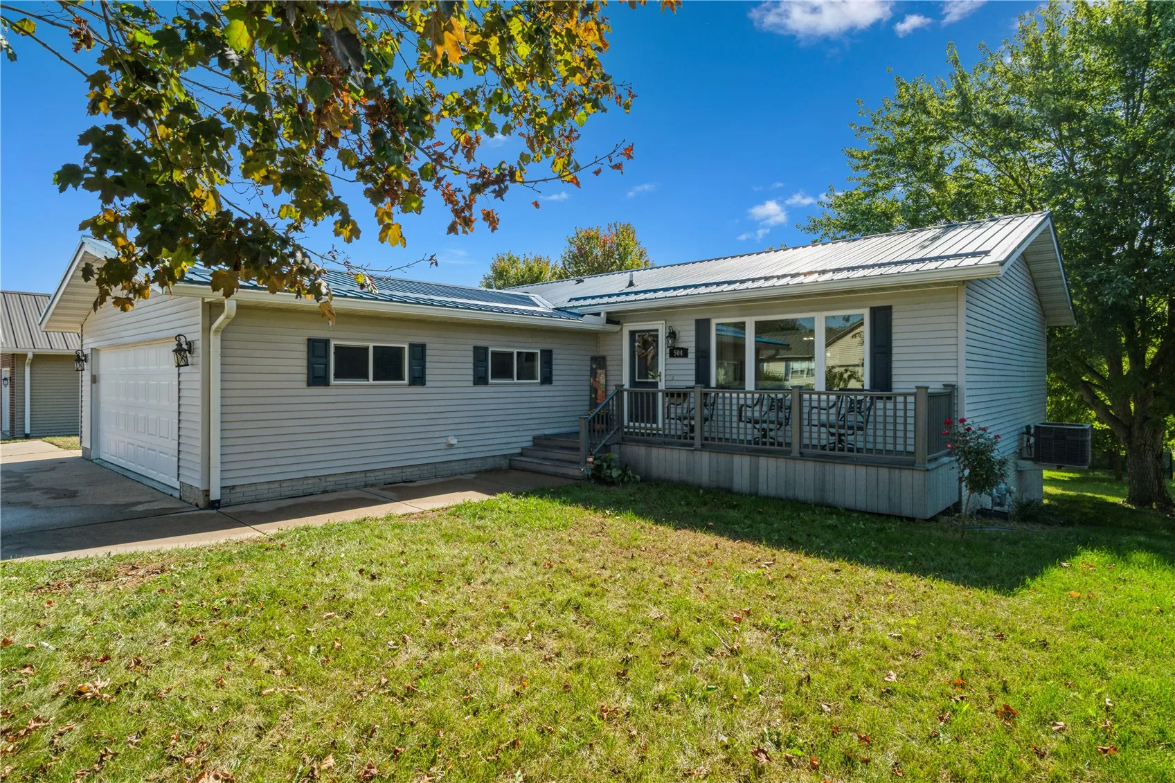 504 Prairie Hills Drive, Central City, Iowa 52214 – Property Featured Image