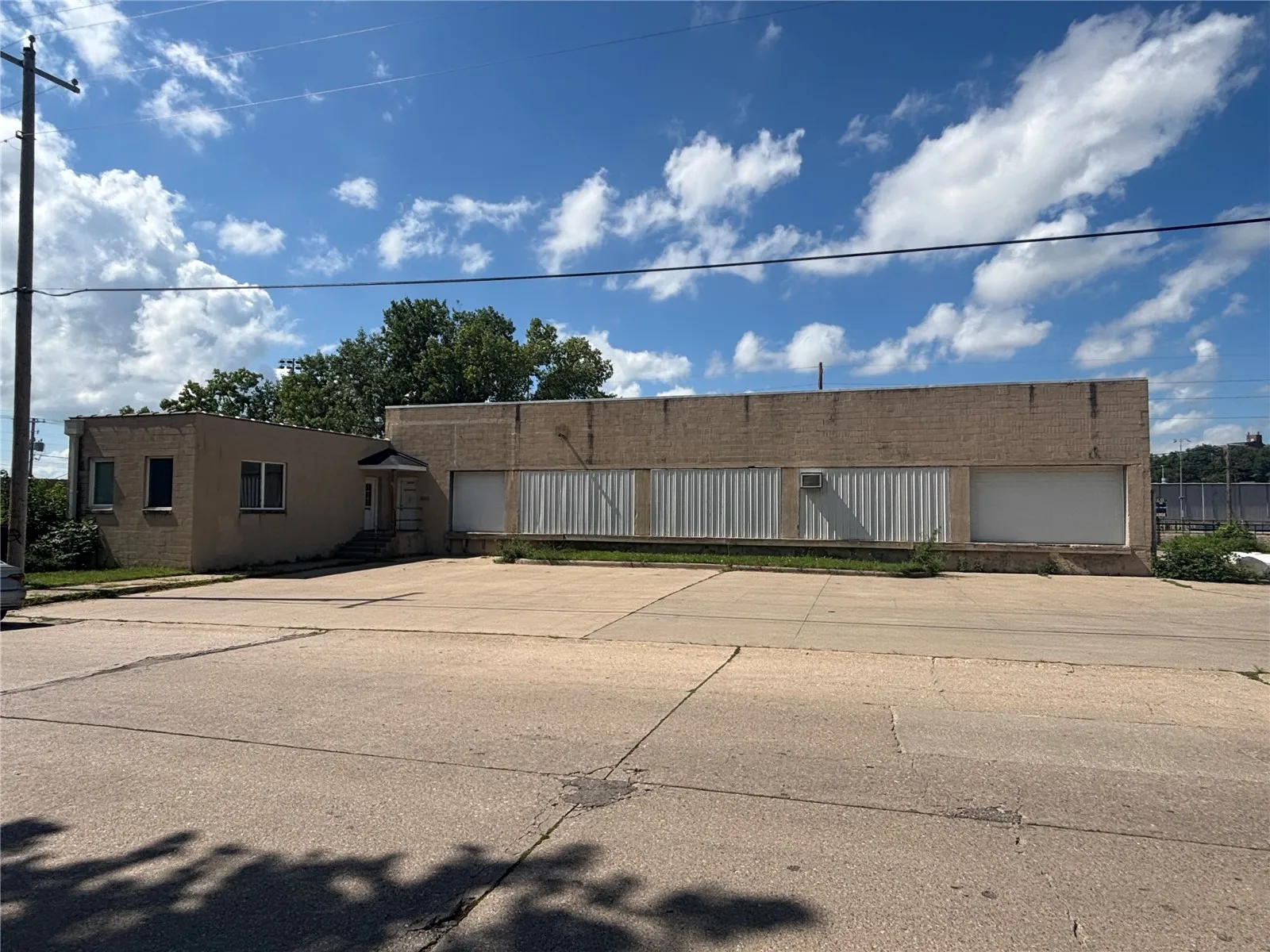 1814 E Avenue NE, Cedar Rapids, Iowa 52402 – Property Featured Image