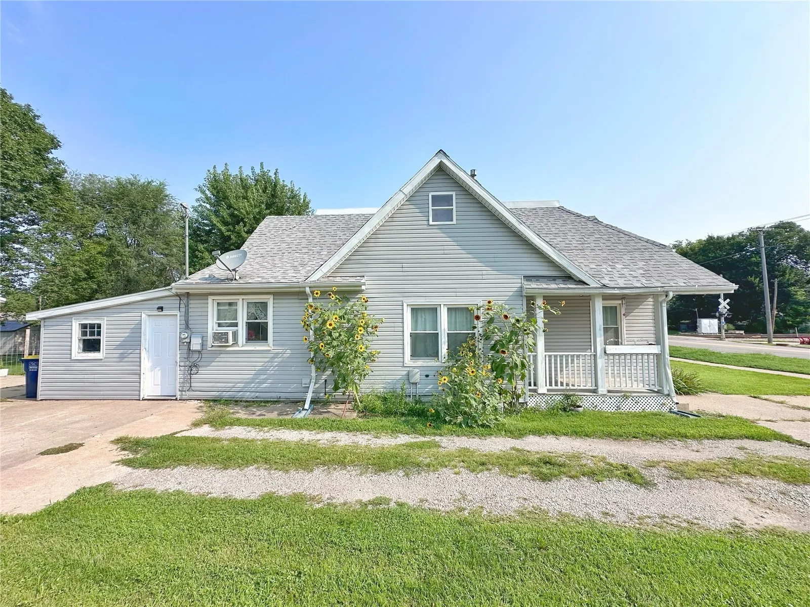 705 C Avenue, Vinton, Iowa 52349 – Property Featured Image