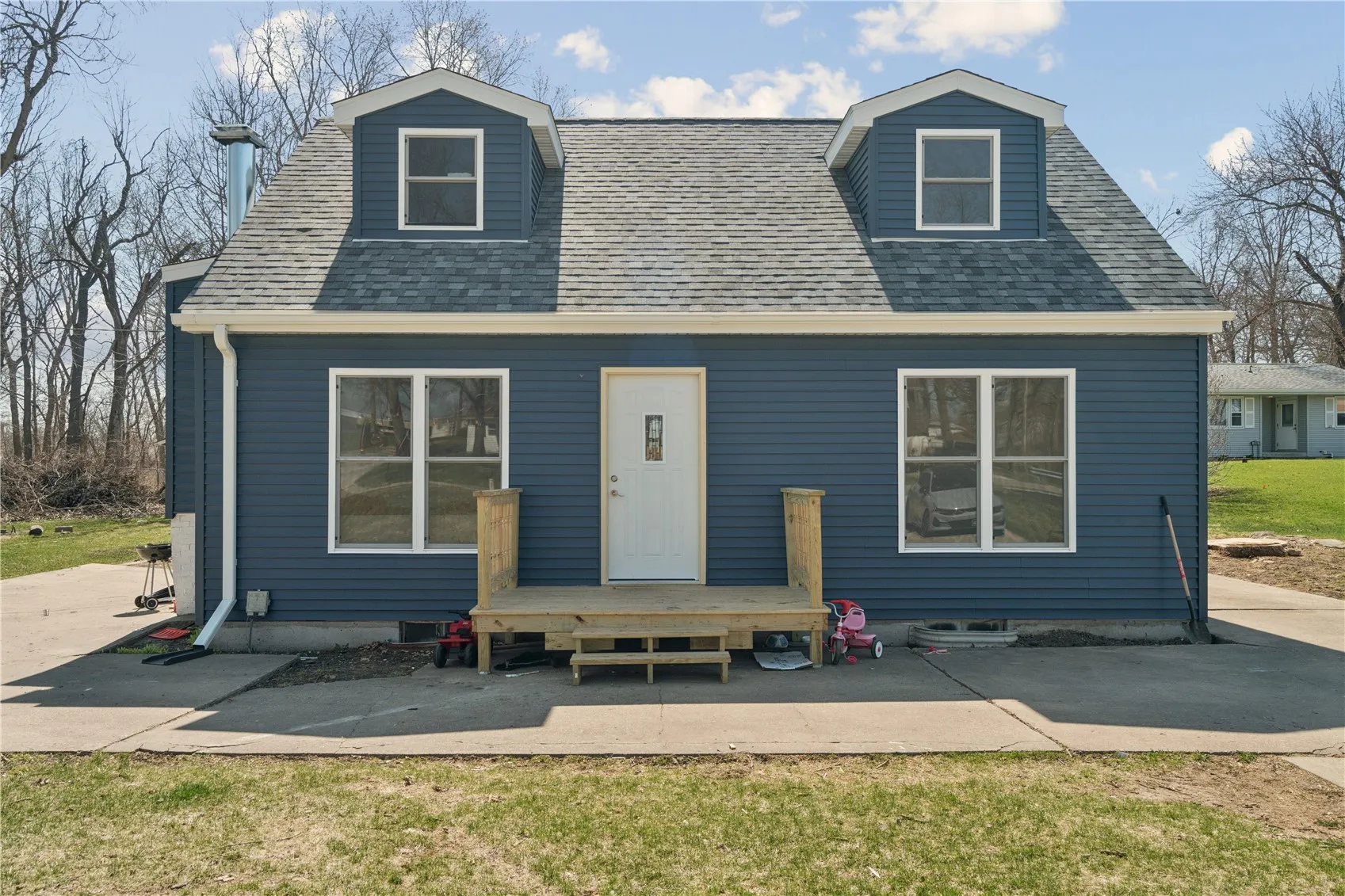 129 Northwood Drive, Hiawatha, Iowa 52233 – Property Featured Image