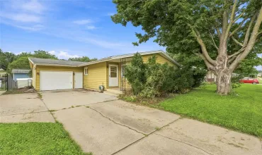 Cedar Rapids, Iowa 52405, Residential, Sale, MLS #2605846