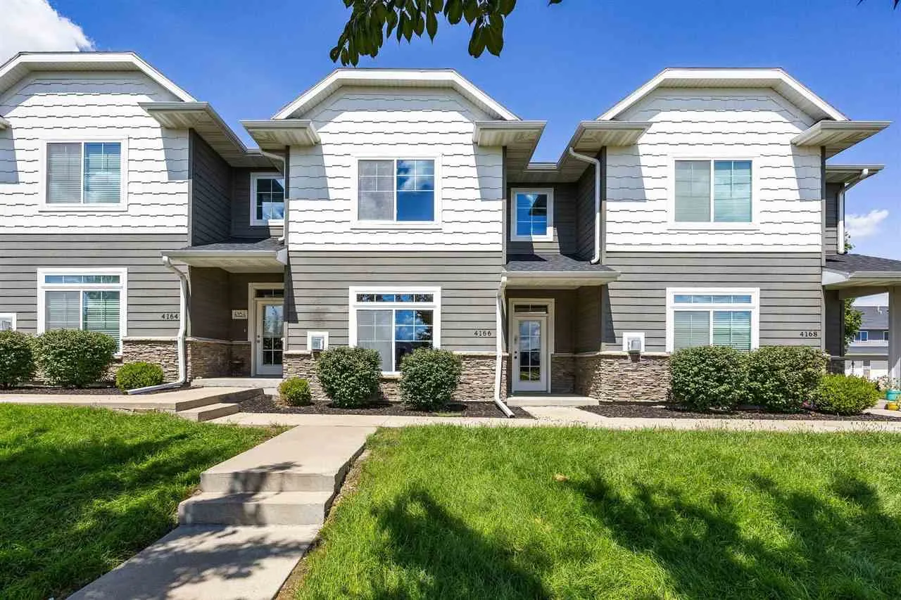4166 Unbridled Ave, Iowa City, Iowa 52240 – Property Featured Image