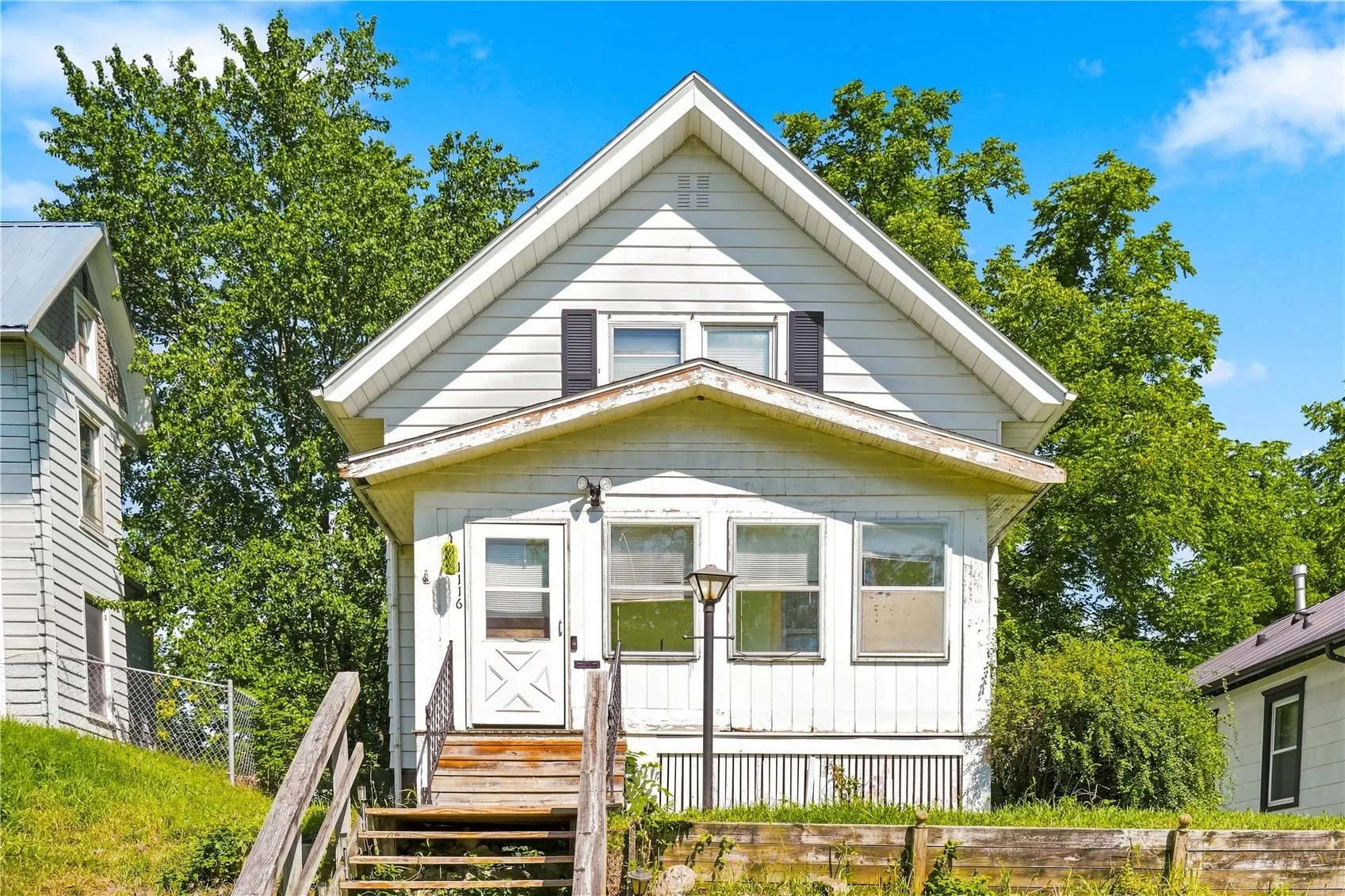 1116 A Avenue NW, Cedar Rapids, Iowa 52405 – Property Featured Image