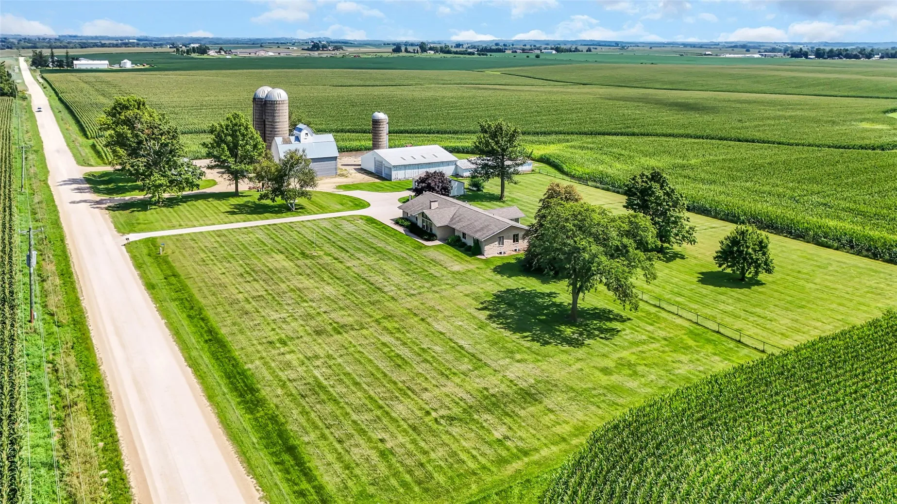 1766 Fernow Road, Marion, Iowa 52302 – Property Featured Image