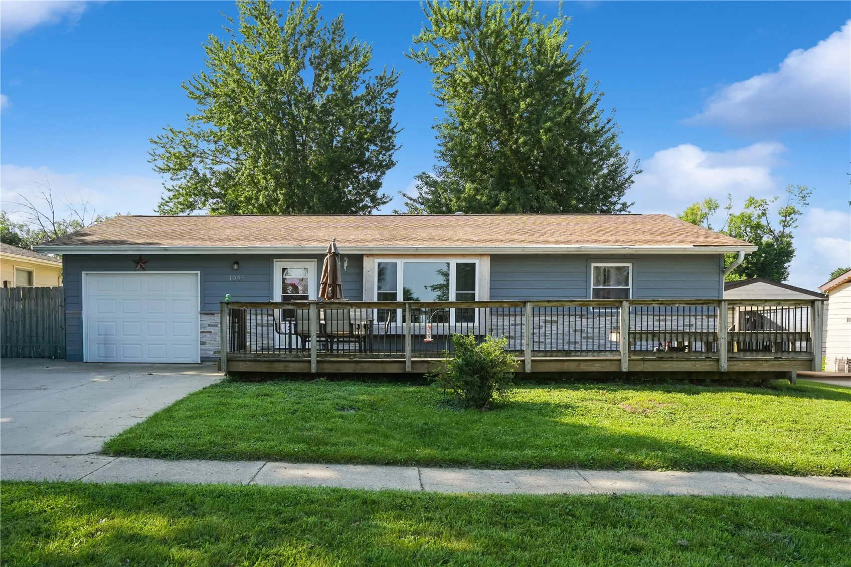 1045 Alpine Road, Marion, Iowa 52302 – Property Featured Image