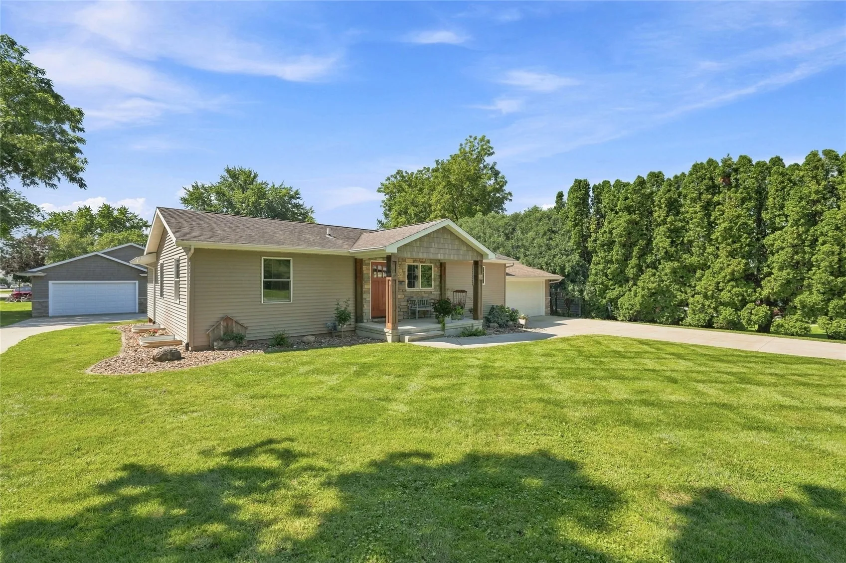 506 D Street, Mt Vernon, Iowa 52314 – Property Featured Image
