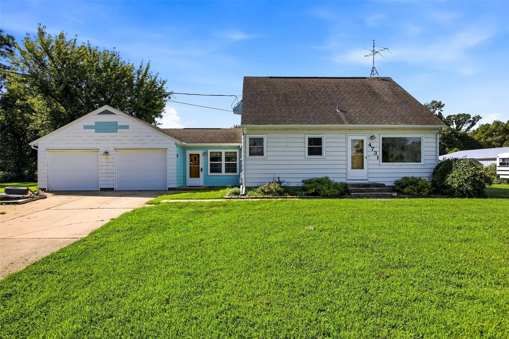4731 Mount Vernon Rd, Cedar Rapids, Iowa 52403 – Property Featured Image
