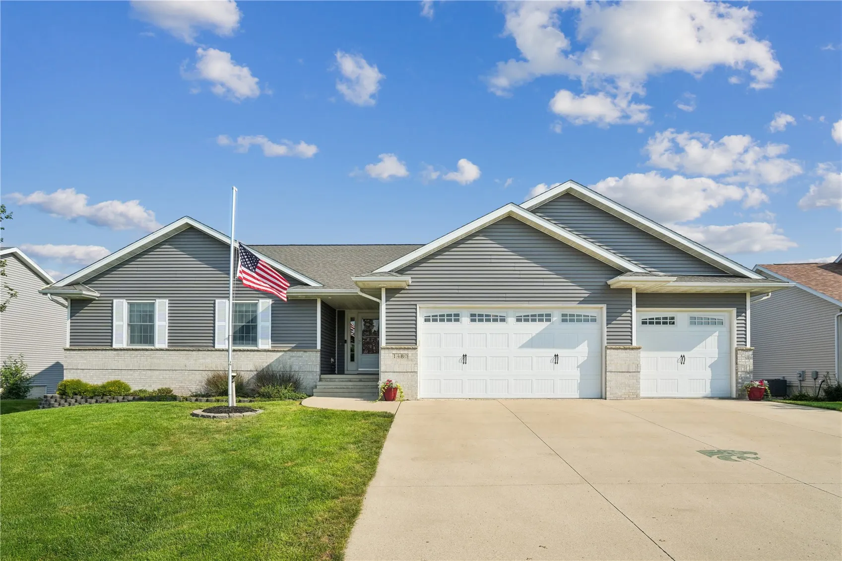 1480 Cedar Bend Dr, Palo, Iowa 52324 – Property Featured Image