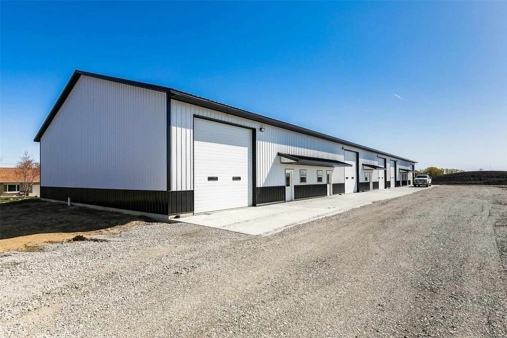 149 Dale Lee Drive Unit B, Palo, Iowa 52324 – Property Featured Image