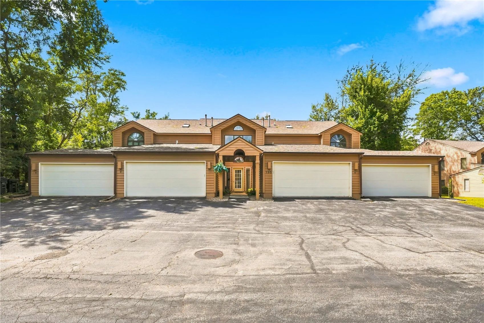 755 E Post Road SE Unit 2, Cedar Rapids, Iowa 52403 – Property Featured Image