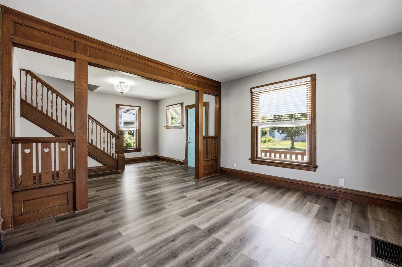 1546 6th Ave SE, Cedar Rapids, Iowa 52403 – Property Featured Image