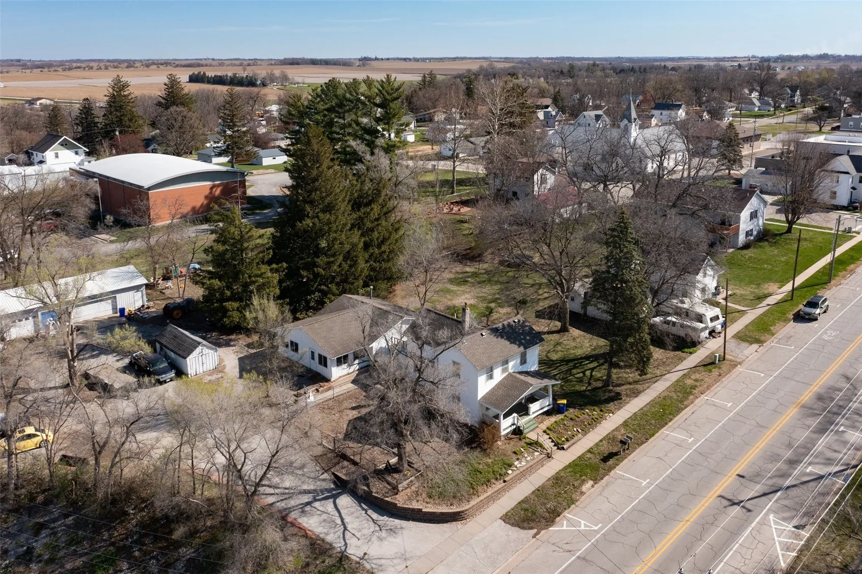 220/230 West Main St, Solon, Iowa 52333 – Property Featured Image