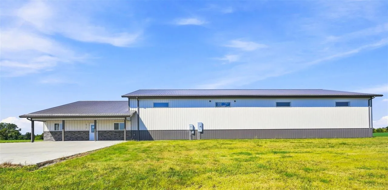 930 W Buchanan, Washington, Iowa 52353 – Property Featured Image