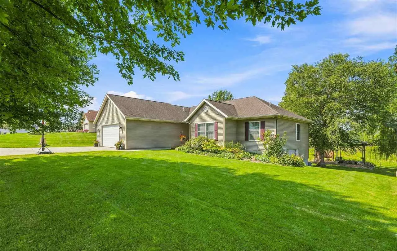 501 N Woodland Dr, North English, Iowa 52316 – Property Featured Image