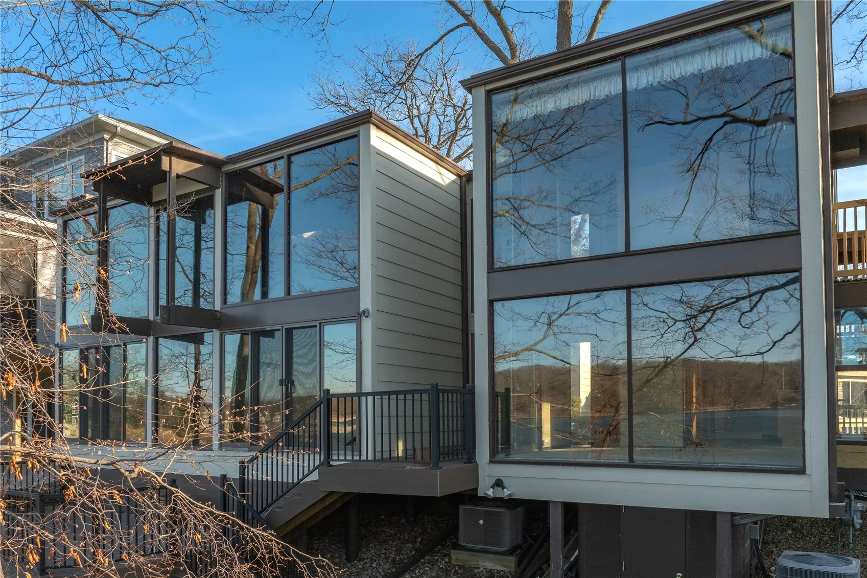 3730 James Lane NE, Solon, Iowa 52333 – Property Featured Image