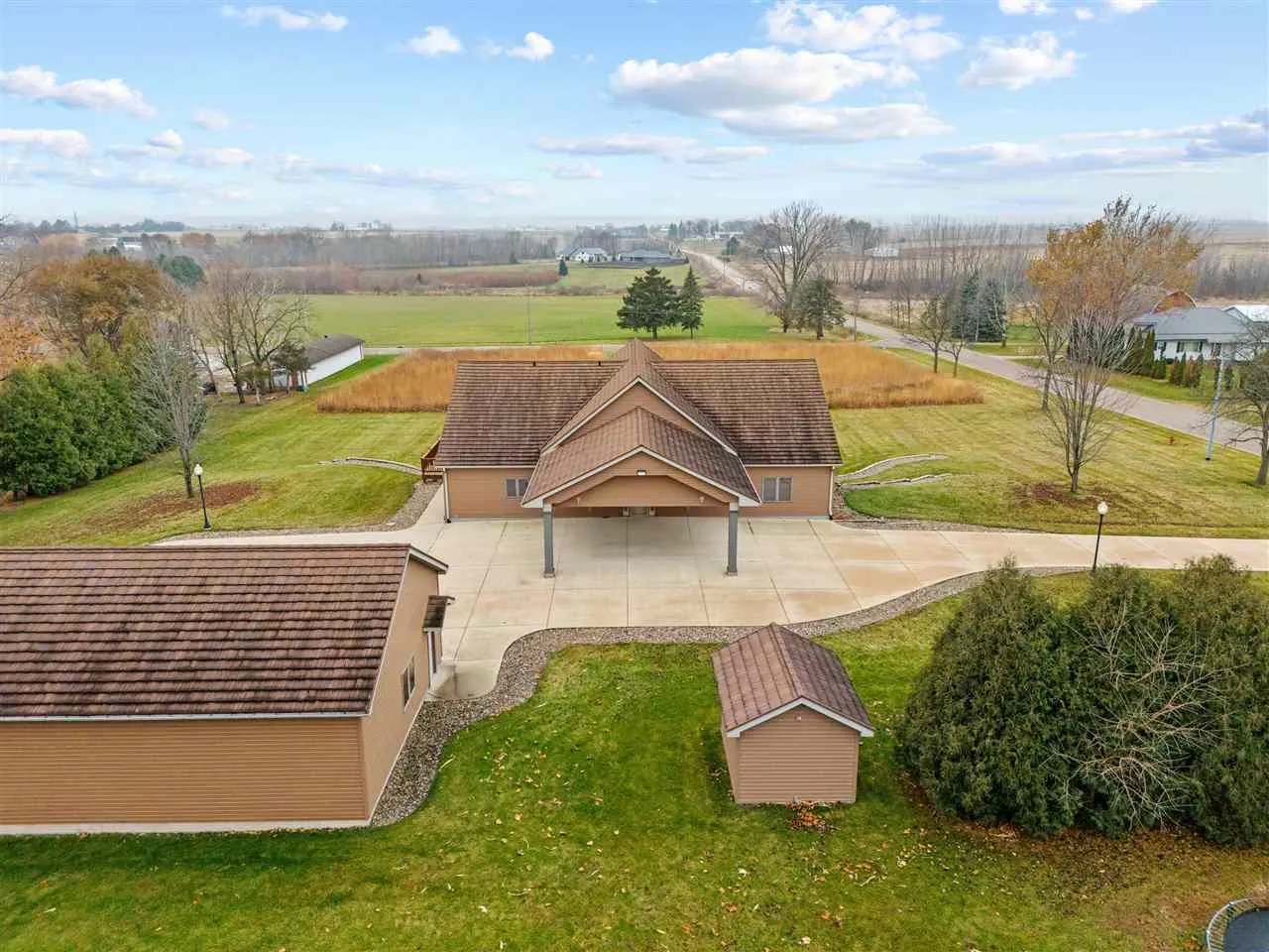 101 E 13th St, , Iowa 50674 – Property Featured Image