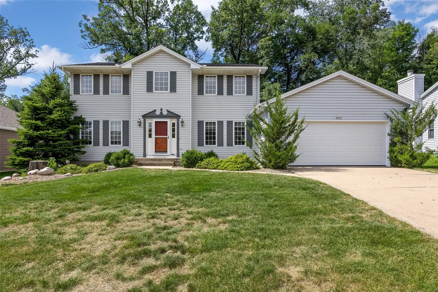3333 Riverside Drive, Cedar Rapids, Iowa 52411 – Property Featured Image
