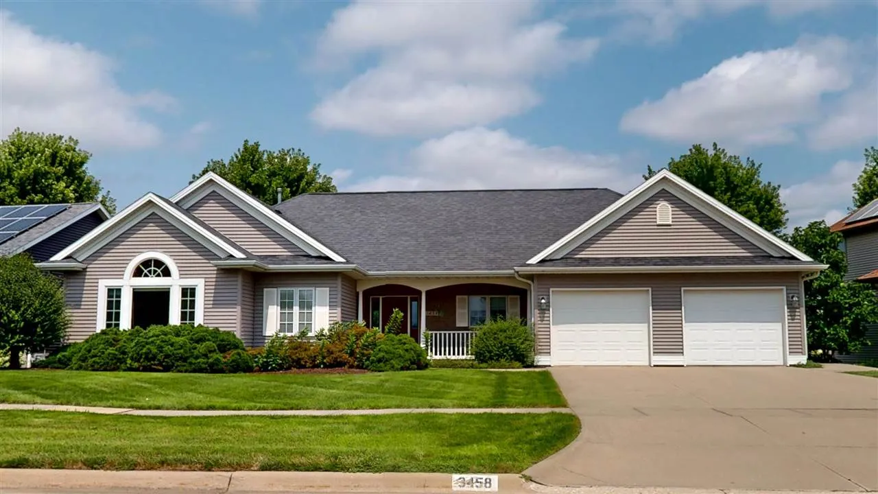 3458 Killarney Rd, Iowa City, Iowa 52246 – Property Featured Image
