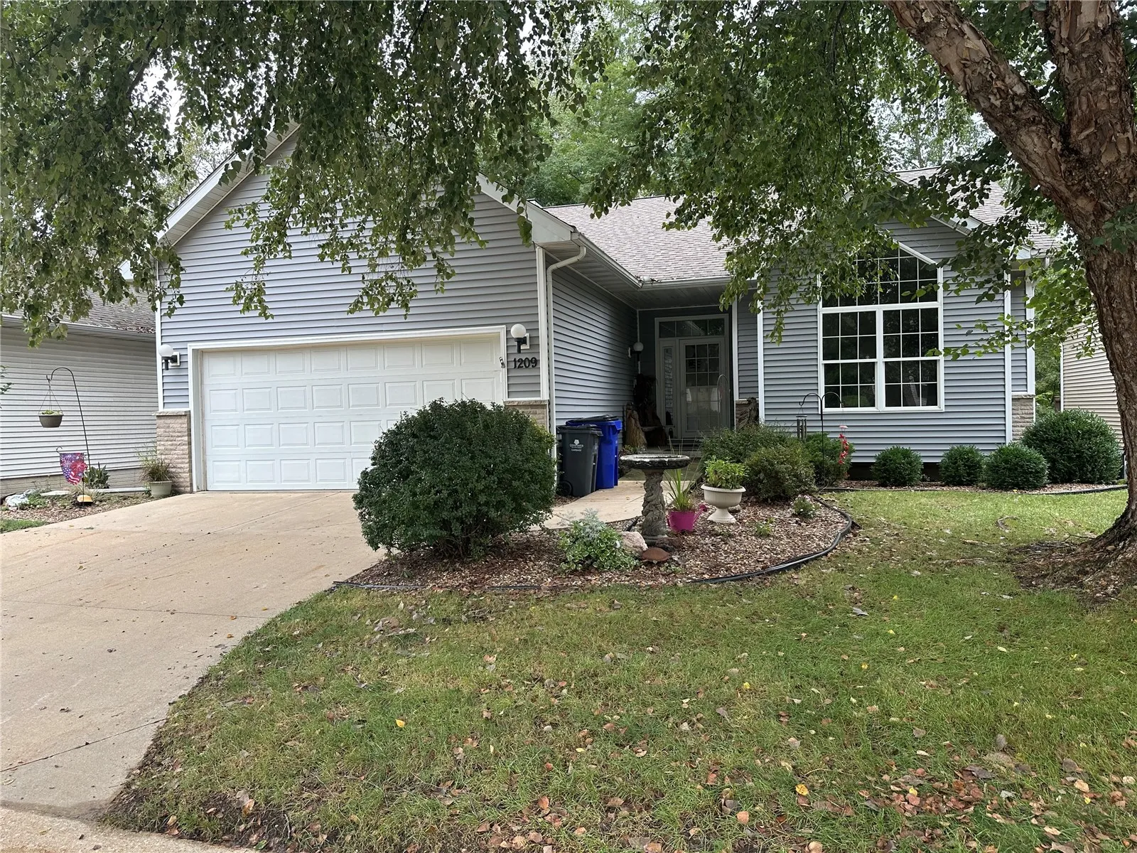 1209 Forest Glen Court SE, Cedar Rapids, Iowa 52403 – Property Featured Image